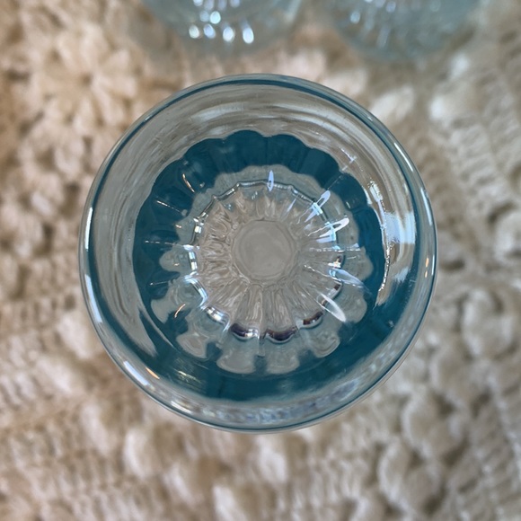 Three vintage aqua glass tumblers in mint condition - Picture 4 of 5